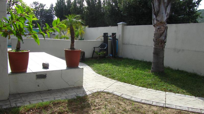 To Let 1 Bedroom Property for Rent in Boston Western Cape